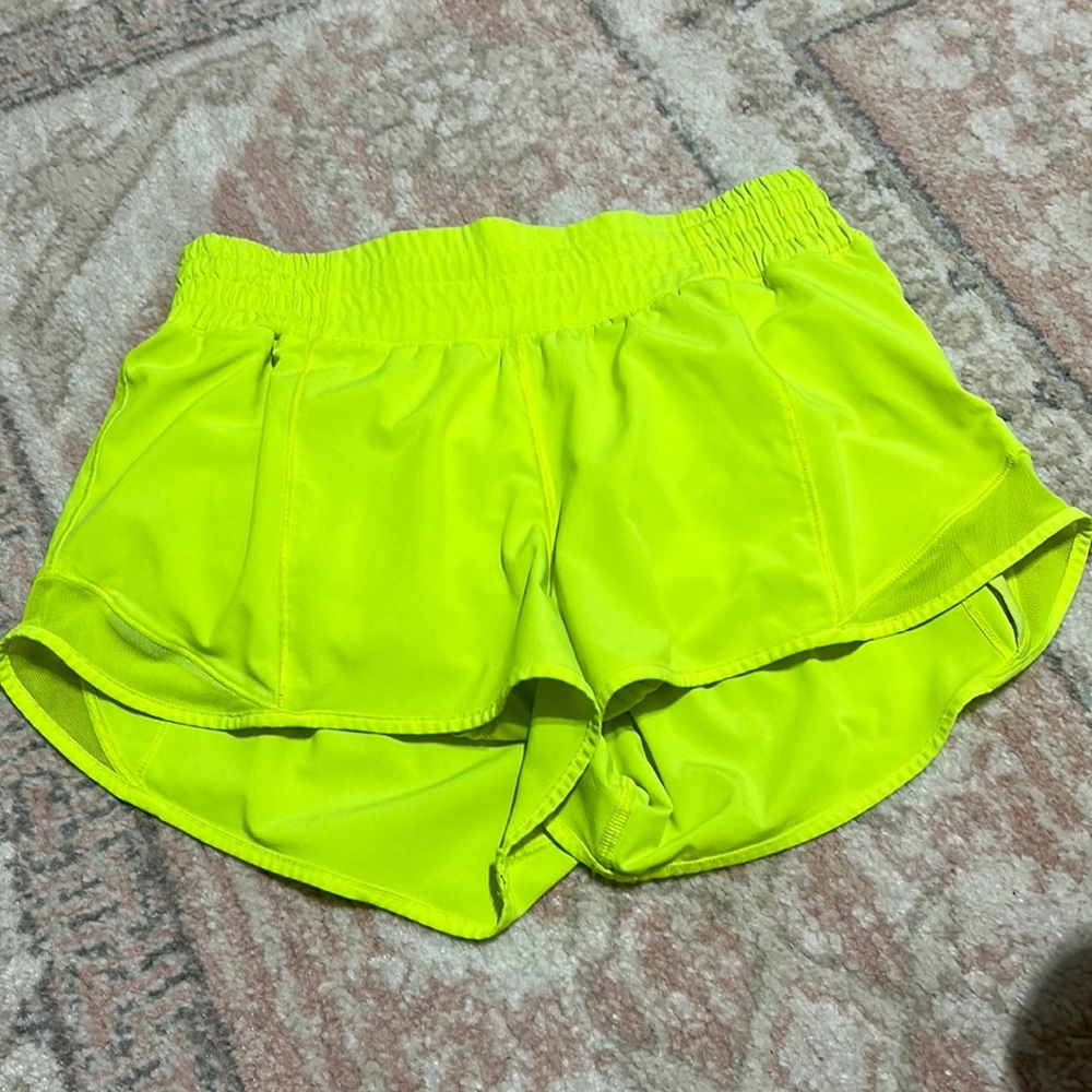 Lululemon size 4 neon yellow hotty hot high rise 2.5